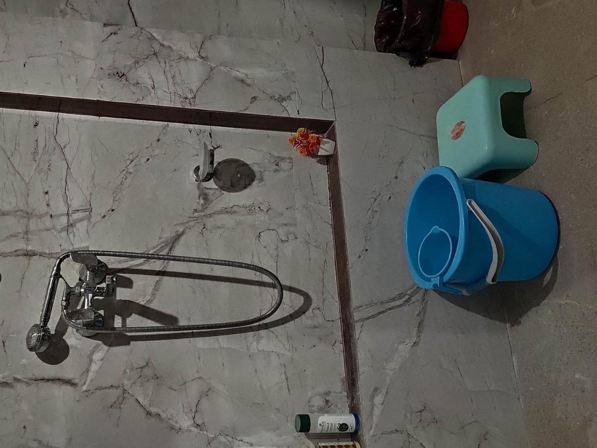 Ira Homestay Mathura - Divine Spiritual Stay Eksteriør bilde