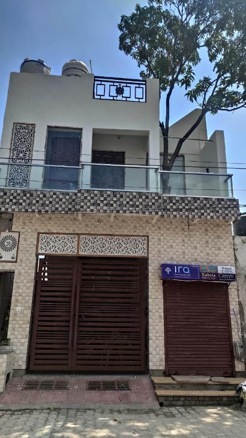 Ira Homestay Mathura - Divine Spiritual Stay Eksteriør bilde