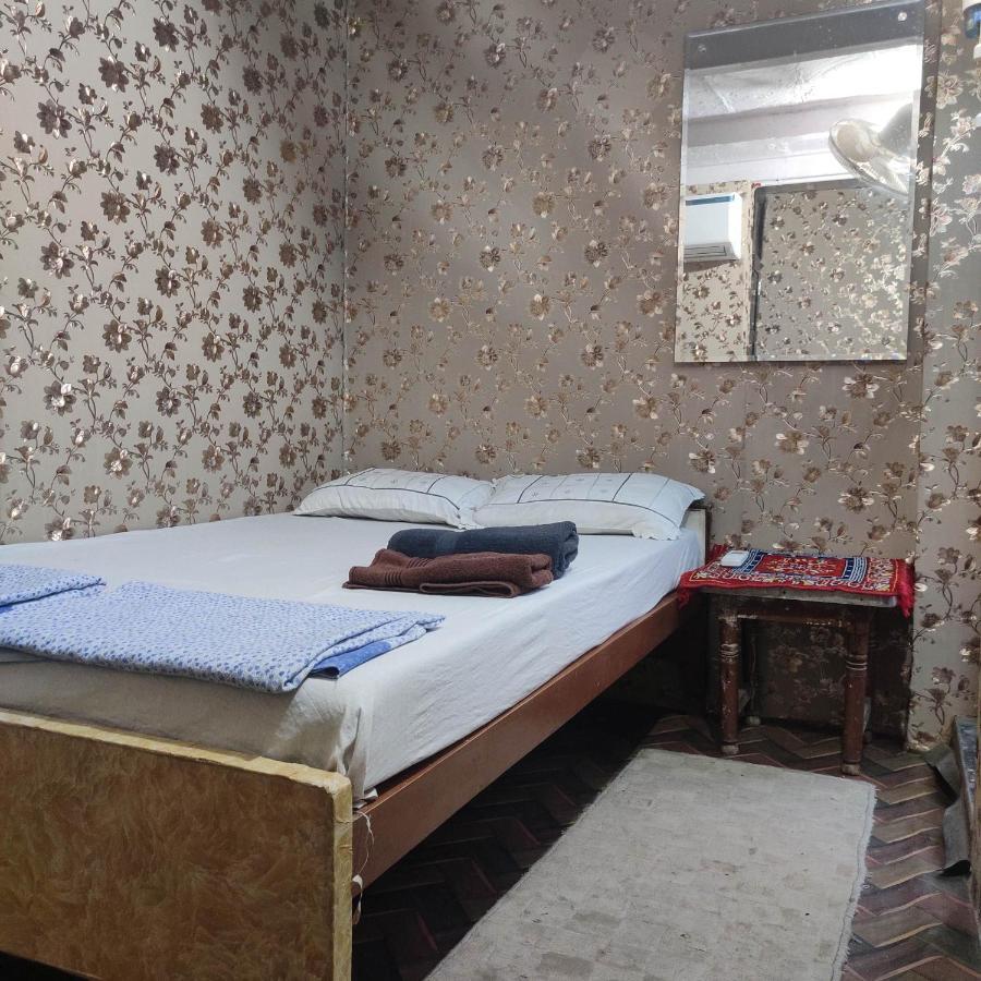 Ira Homestay Mathura - Divine Spiritual Stay Eksteriør bilde