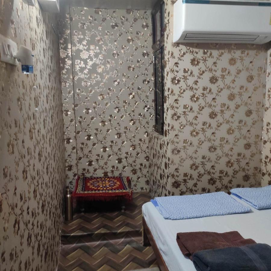 Ira Homestay Mathura - Divine Spiritual Stay Eksteriør bilde