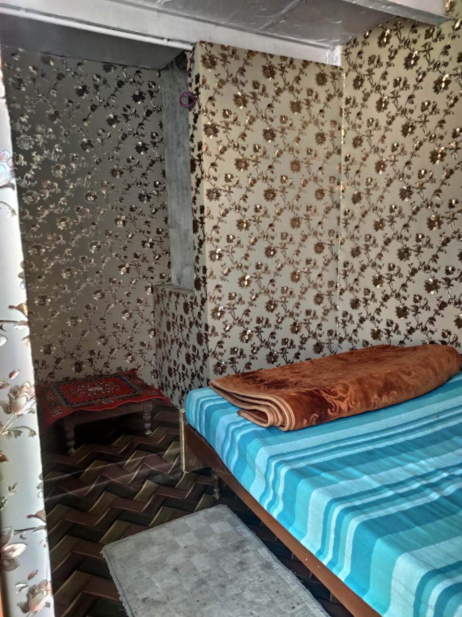 Ira Homestay Mathura - Divine Spiritual Stay Rom bilde